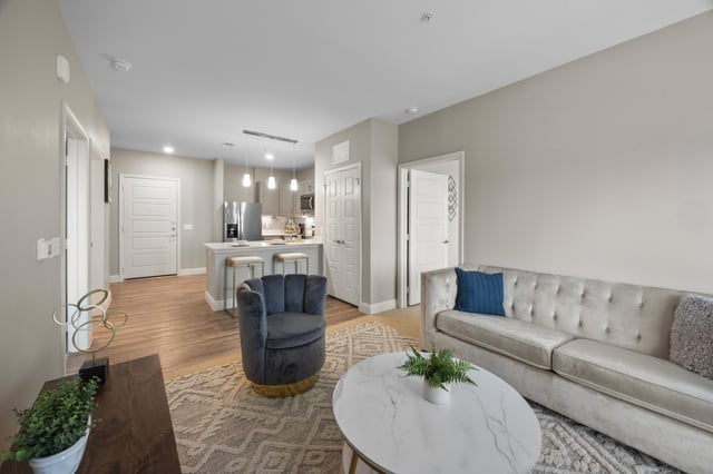 17990 West Lake Drive_2_012