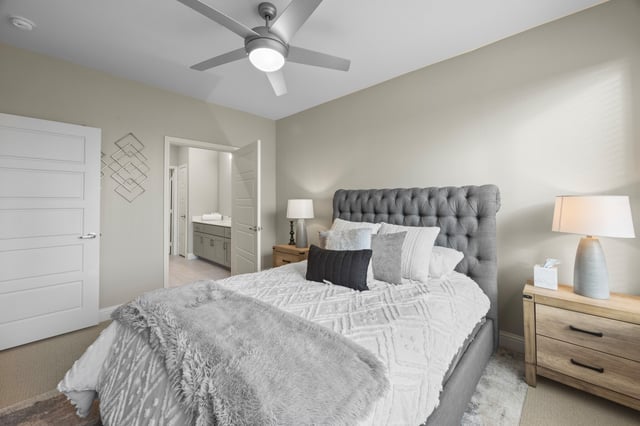 17990 West Lake Drive_2_018